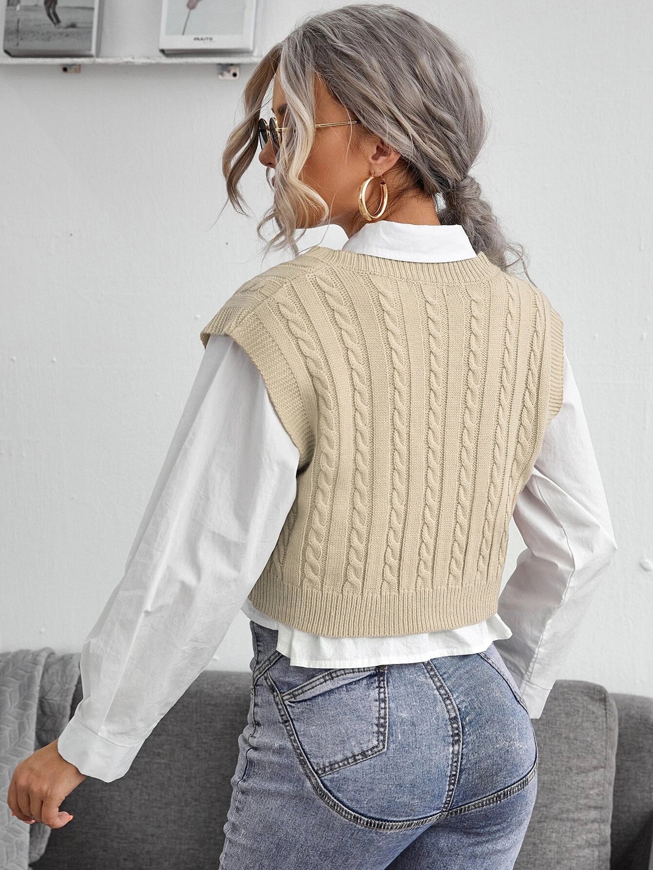 V-neck Knitted Vest Sweater Vest Sleeveless Waistcoat Women's Sweater Twist